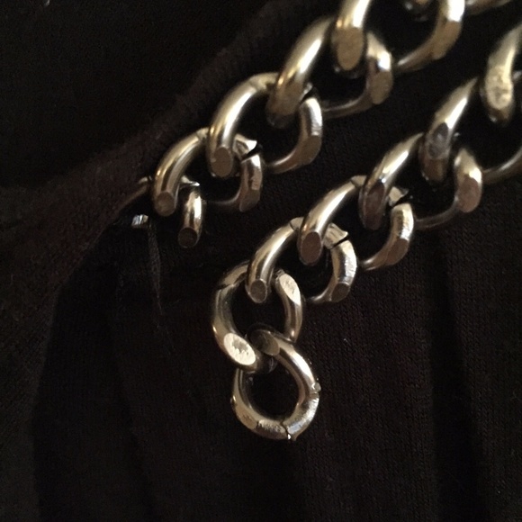 Flowy Black Top with Chains, Size: M - Picture 6 of 8